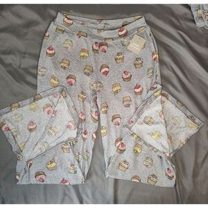 Women's Simple Pleasures Cupcake Pajama Pants Gray Large